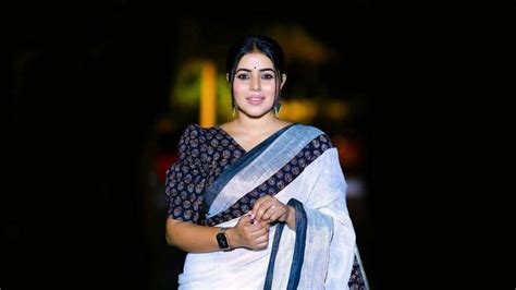 Shamna Kasim Height, Age, Boyfriend, Husband,。